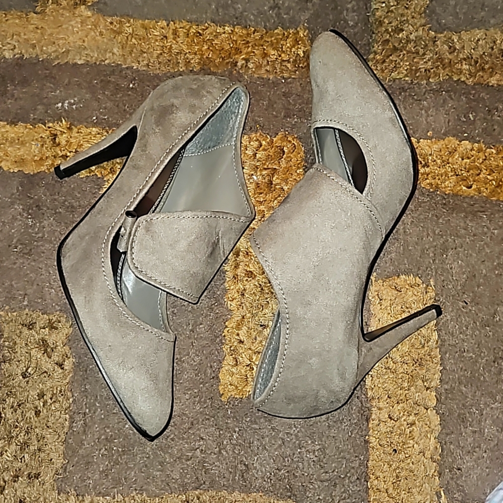 Apostrophe size 11m